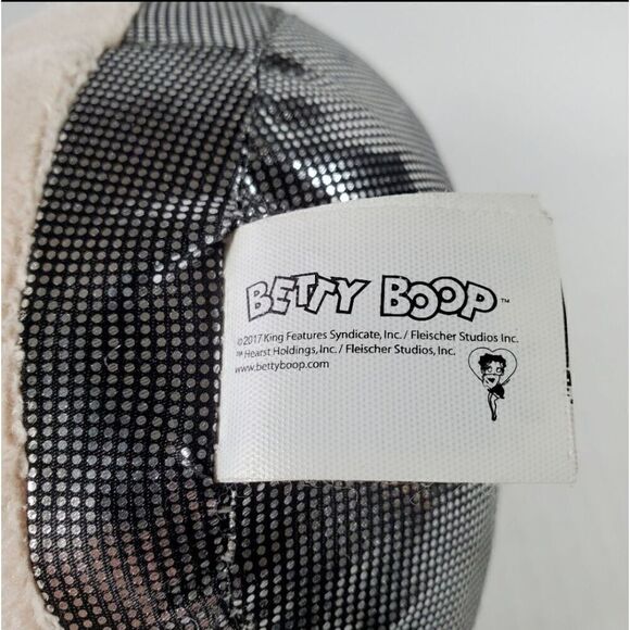 Betty Boop Plush Doll with bean bottom. 10-11" tall. Collection - Picture 3 of 5